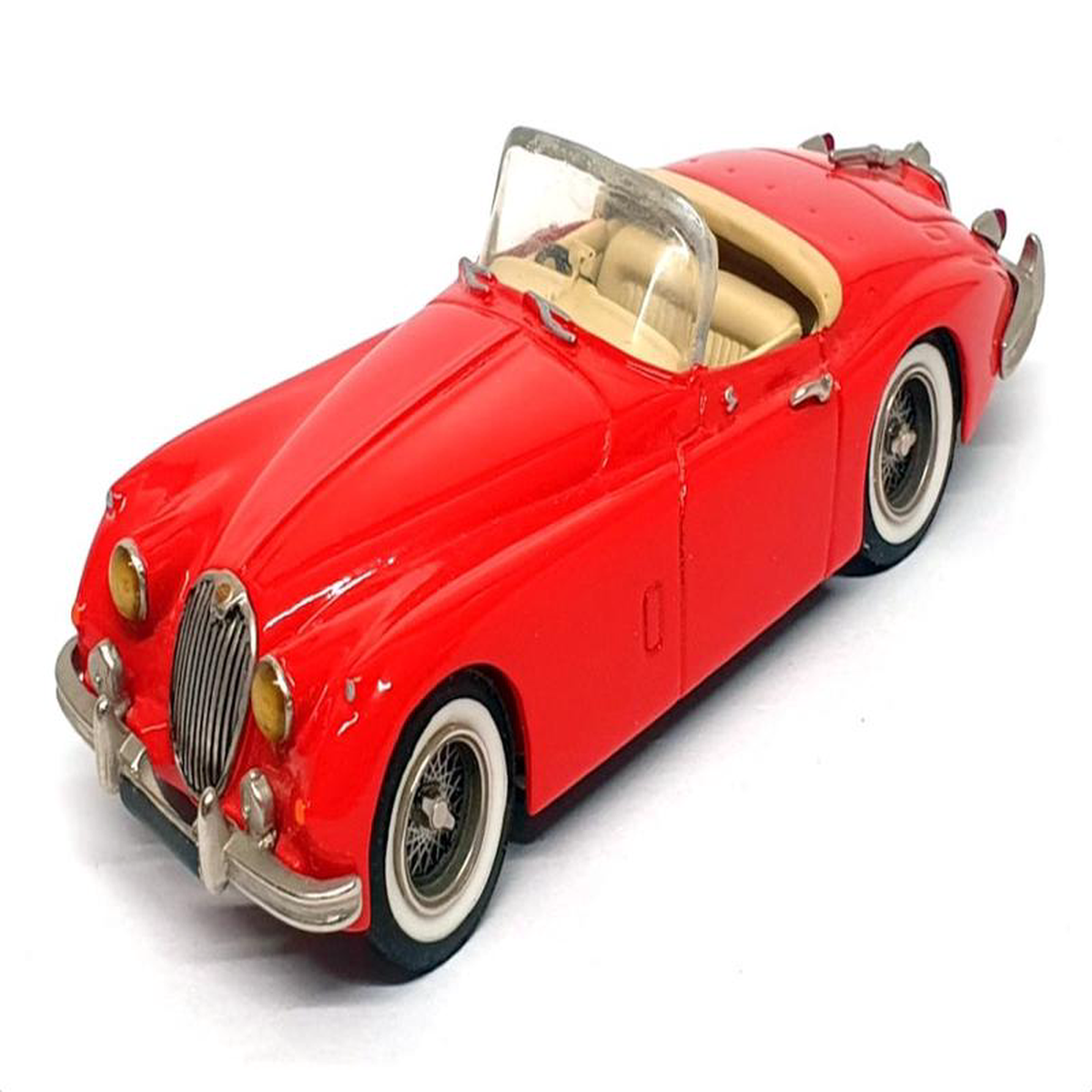 Milestone Miniatures 143 Scale JW2 8211 Jaguar XK150S Roadster 8211 Red