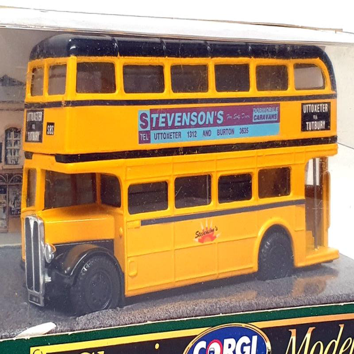Corgi Appx 12cm Long Diecast 96980 8211 AEC Uttoxeter Bus 8211 YellowBlack
