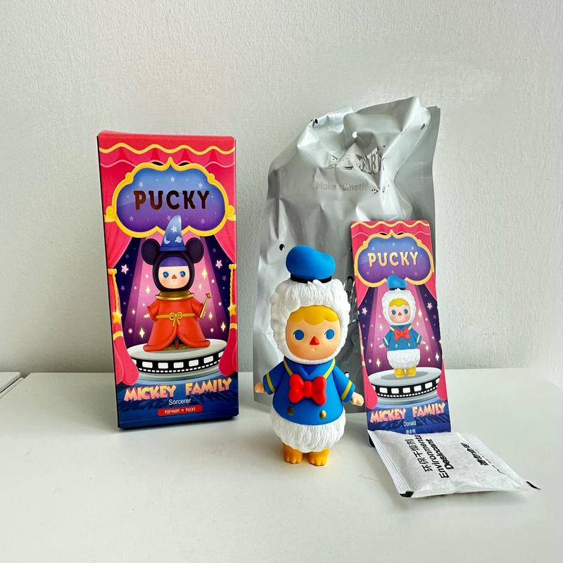 Donald - Pucky Mickey Family Series by POP MART