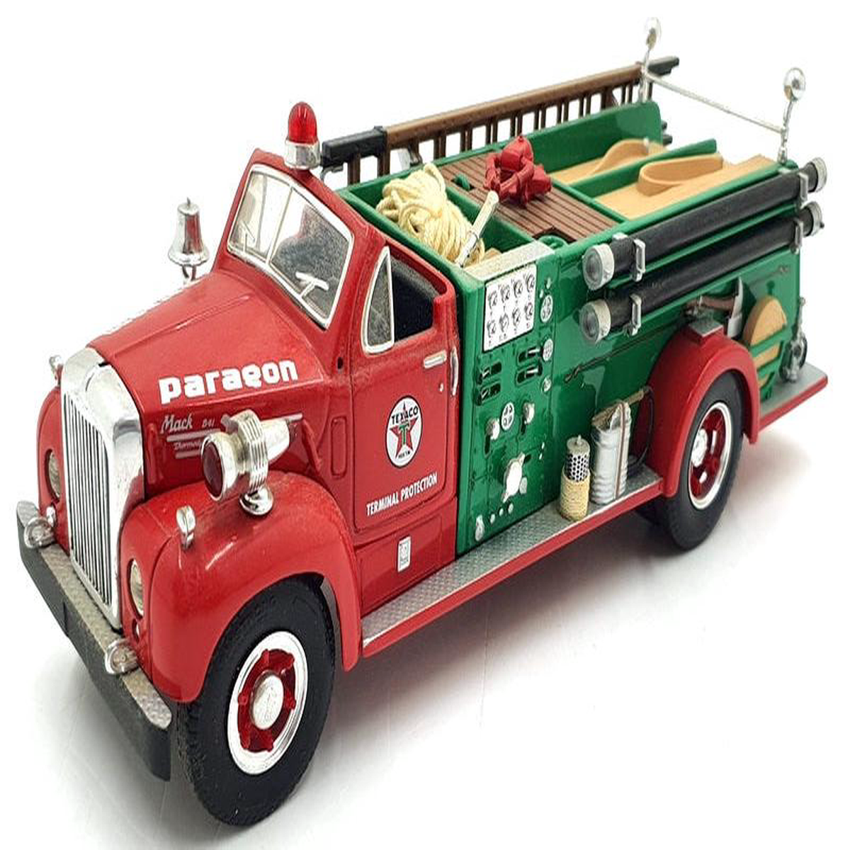 First Gear 134 Scale 19-2368 8211 1960 Mack B-61 Pumper Texaco Paragon